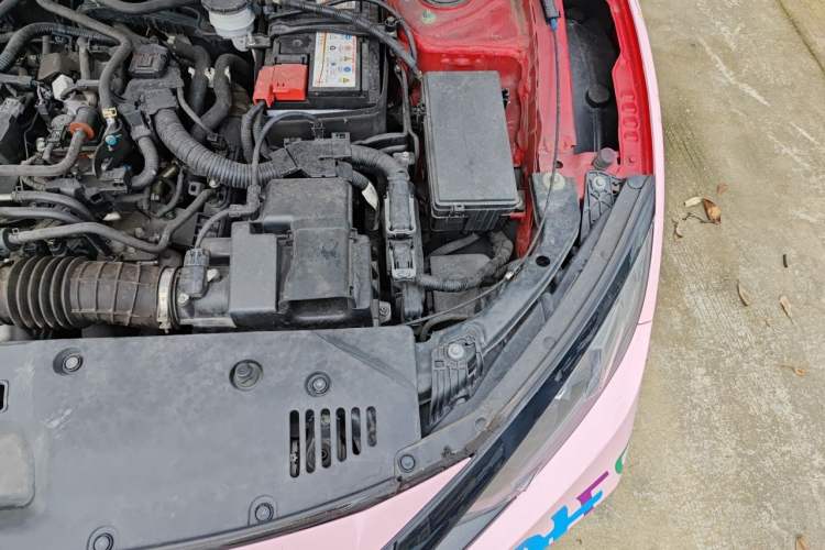 Used Honda Civic 2019 220TURBO CVT Dynamic Edition China VI Emission Standard Engine Bay Left