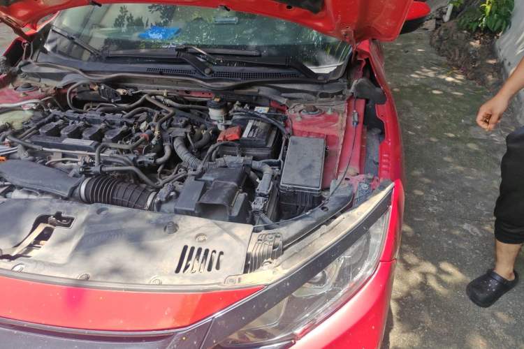 Used Honda Civic 2019 220TURBO CVT Dynamic Edition China VI Emission Standard Engine Bay Left