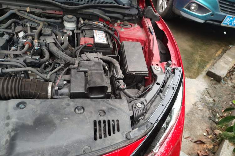 Used Honda Civic 2019 220TURBO CVT Dynamic Edition China VI Engine Bay Left