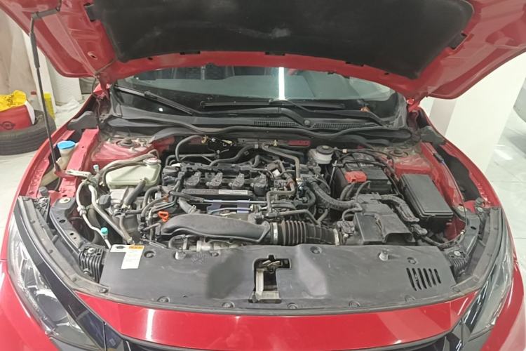 Used Honda Civic 2019 220TURBO CVT Dynamic Edition China VI Engine Bay