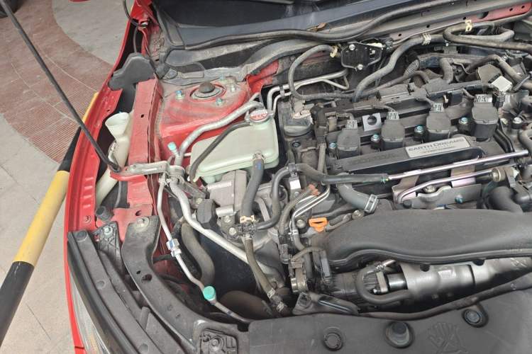 Used Honda Civic 2019 220TURBO CVT Dynamic Edition China VI Engine Bay Right