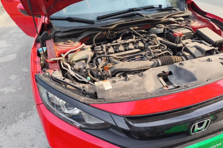Used Honda Civic 2019 220TURBO CVT Dynamic Edition China VI Engine Bay Right