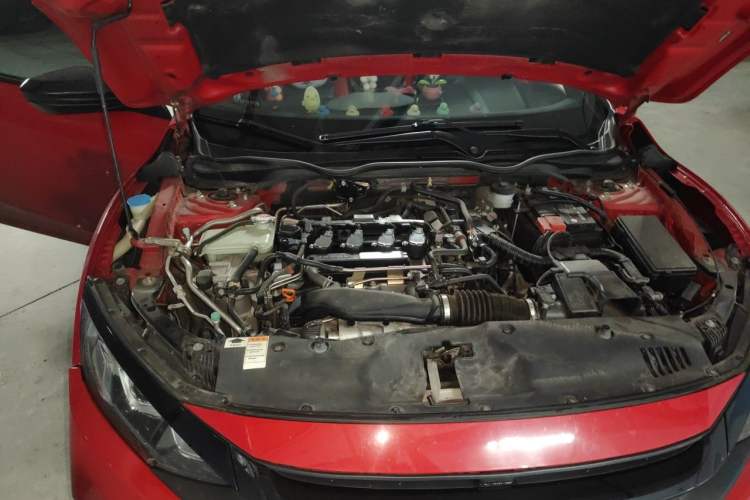Used Honda Civic 2019 220TURBO CVT Dynamic Edition China VI Engine Bay Right