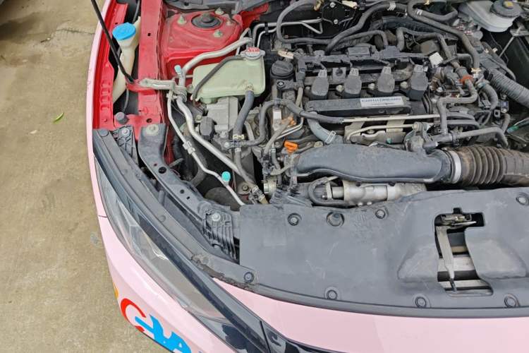 Used Honda Civic 2019 220TURBO CVT Dynamic Edition China VI Emission Standard Engine Bay Right