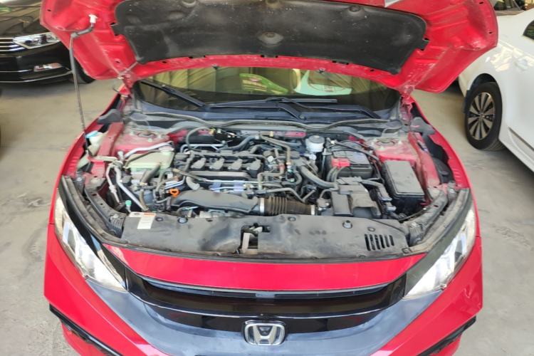 Used Honda Civic 2019 220TURBO CVT Dynamic Edition China VI Engine Bay