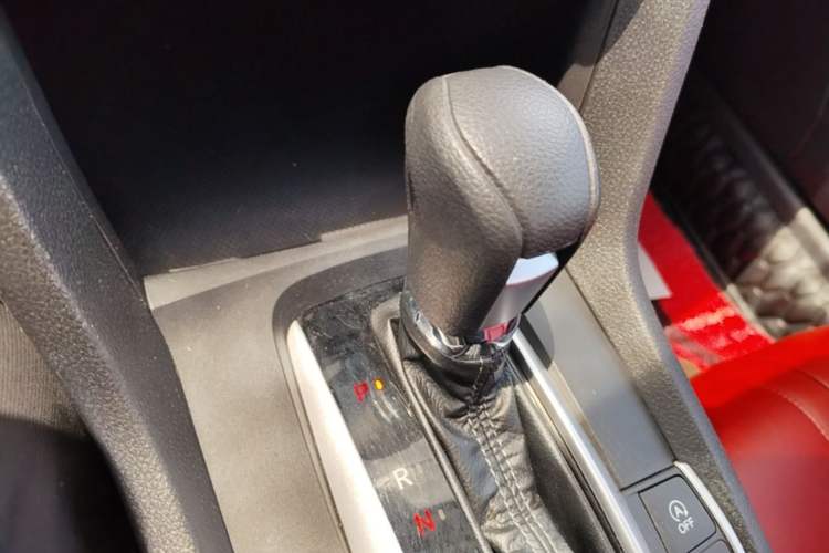 Used Honda Civic 2019 220TURBO CVT Dynamic Edition China VI Gear Lever