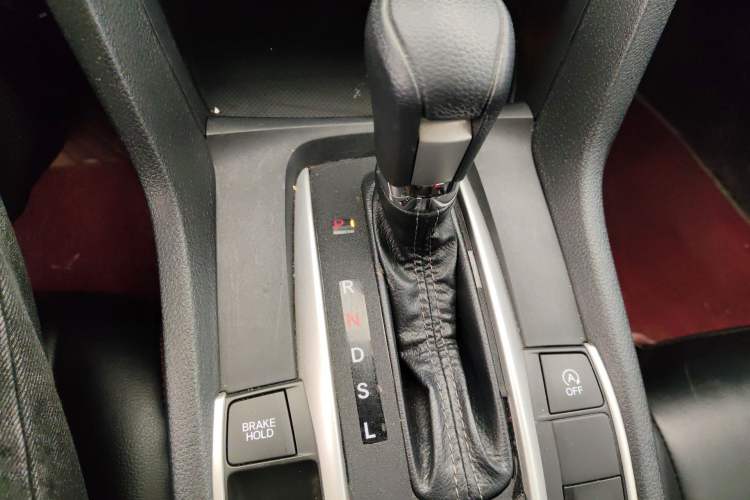 Used Honda Civic 2019 220TURBO CVT Dynamic Edition China VI Gear Lever