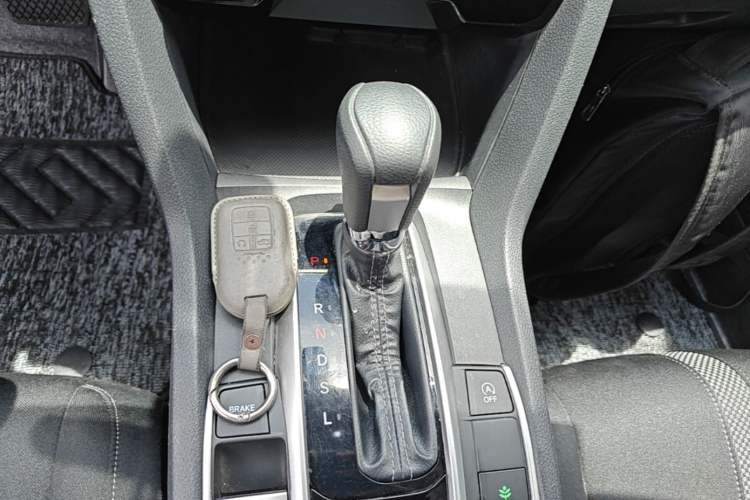 Used Honda Civic 2019 220TURBO CVT Dynamic Edition China VI Gear Lever