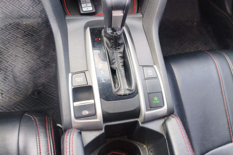 Used Honda Civic 2019 180TURBO CVT Shangdong Edition China VI Gear Lever