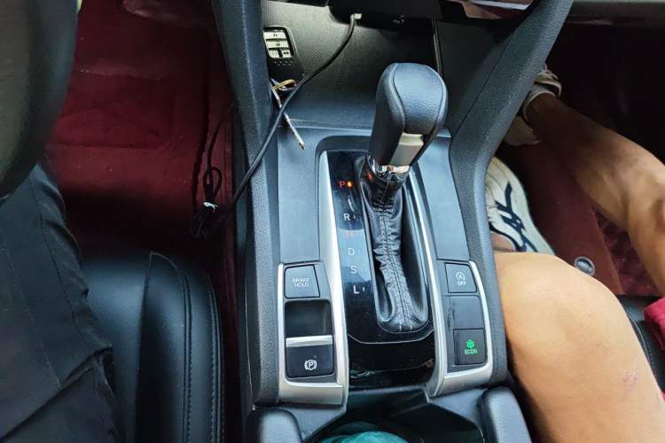 Used Honda Civic 2019 220TURBO CVT Dynamic Edition China VI Gear Lever