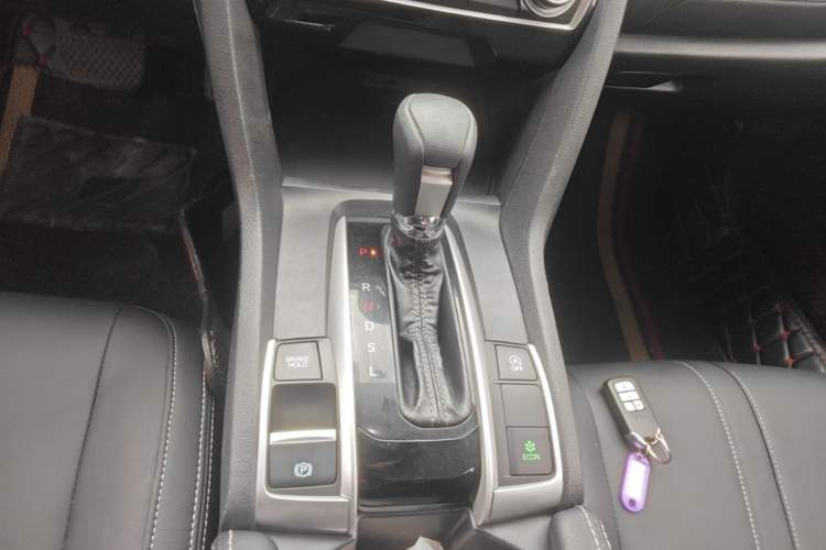 Used Honda Civic 2019 220TURBO CVT Dynamic Edition China VI Gear Lever