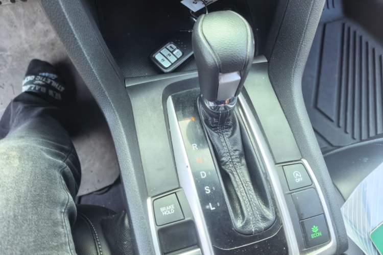 Used Honda Civic 2019 220TURBO CVT Dynamic Edition China V Emission Standard Gear Lever