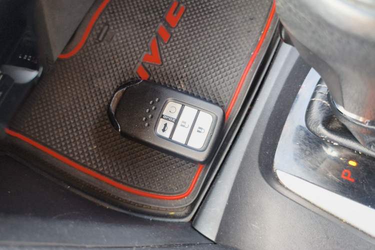 Used Honda Civic 2019 180TURBO CVT Shangdong Edition China VI Interior 1