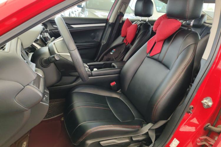 Used Honda Civic 2019 220TURBO CVT Dynamic Edition China VI Left Front Seat