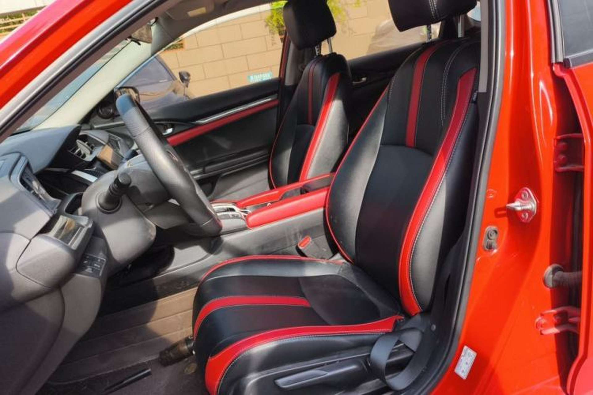 Used Honda Civic 2019 220TURBO CVT Dynamic Edition China VI Left Front Seat