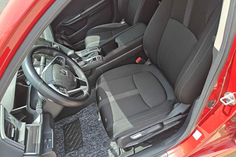 Used Honda Civic 2019 220TURBO CVT Dynamic Edition China VI Left Front Seat