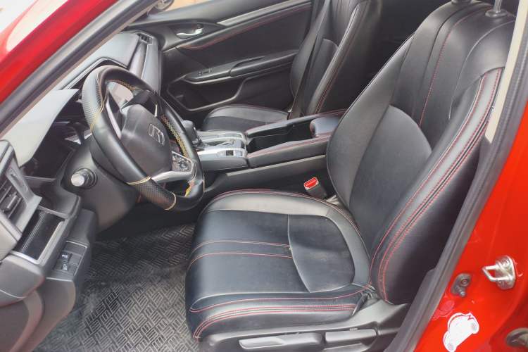 Used Honda Civic 2019 180TURBO CVT Shangdong Edition China VI Left Front Seat