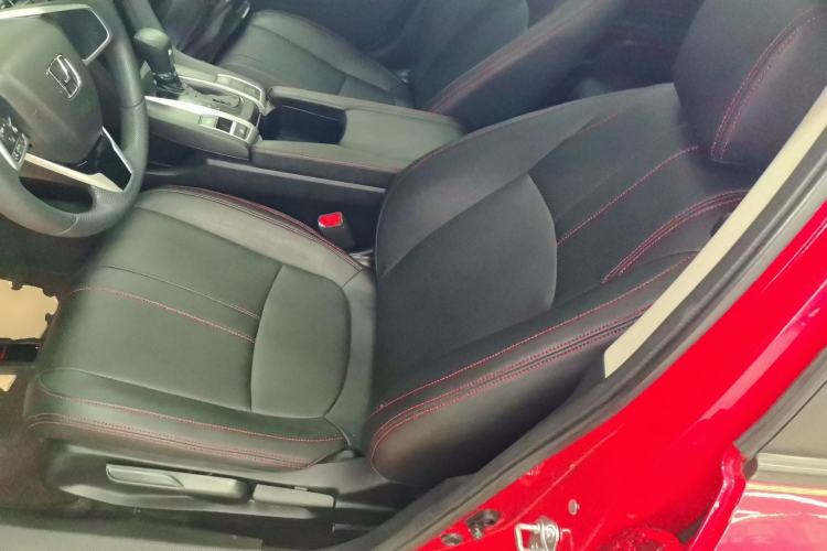 Used Honda Civic 2019 220TURBO CVT Dynamic Edition China VI Left Front Seat