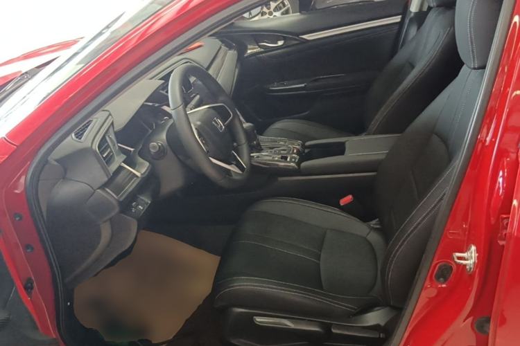 Used Honda Civic 2019 220TURBO CVT Dynamic Edition China VI Emission Standard Left Front Seat