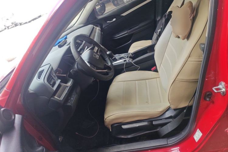 Used Honda Civic 2019 220TURBO CVT Dynamic Edition China VI Emission Standard Left Front Seat