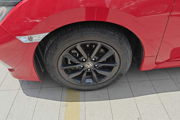 Used Honda Civic 2019 220TURBO CVT Dynamic Edition China VI Left Front Wheel Hub