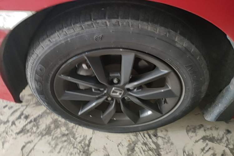 Used Honda Civic 2019 220TURBO CVT Dynamic Edition China VI Left Front Wheel Hub