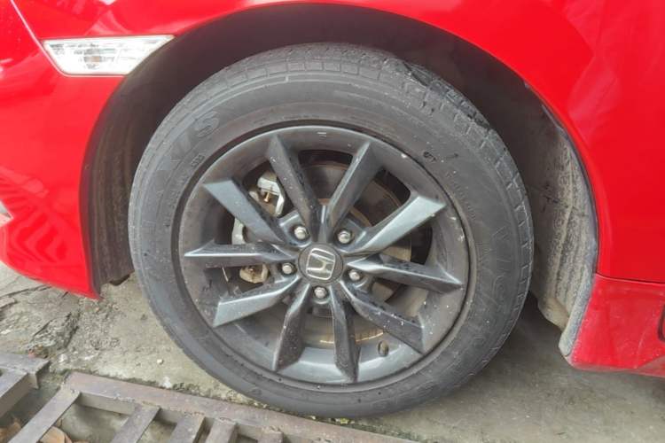 Used Honda Civic 2019 220TURBO CVT Dynamic Edition China VI Left Front Wheel Hub