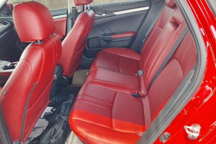 Used Honda Civic 2019 220TURBO CVT Dynamic Edition China VI Left Rear Seat