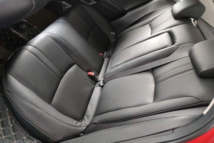 Used Honda Civic 2019 220TURBO CVT Dynamic Edition China VI Left Rear Seat