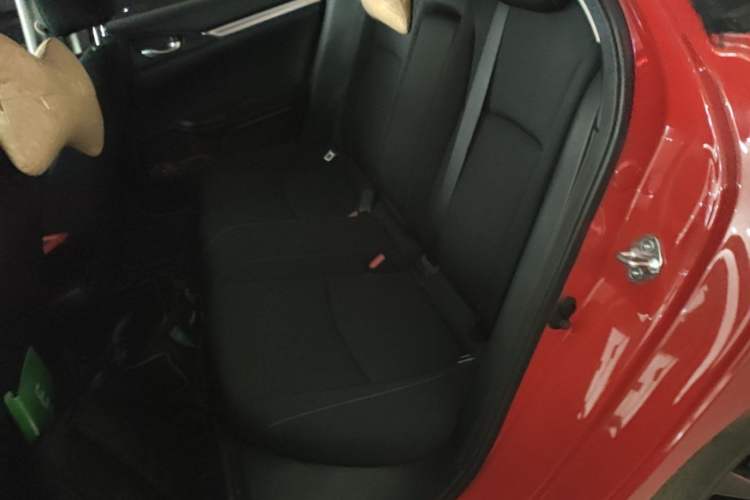 Used Honda Civic 2019 220TURBO CVT Dynamic Edition China VI Left Rear Seat