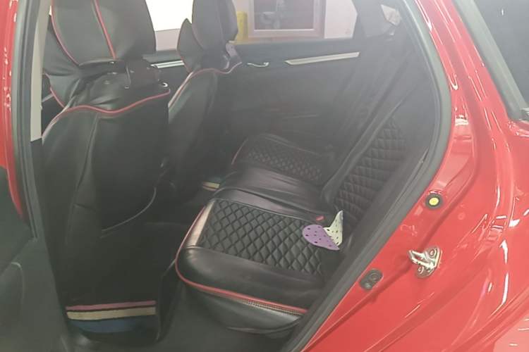 Used Honda Civic 2019 220TURBO CVT Dynamic Edition China VI Left Rear Seat
