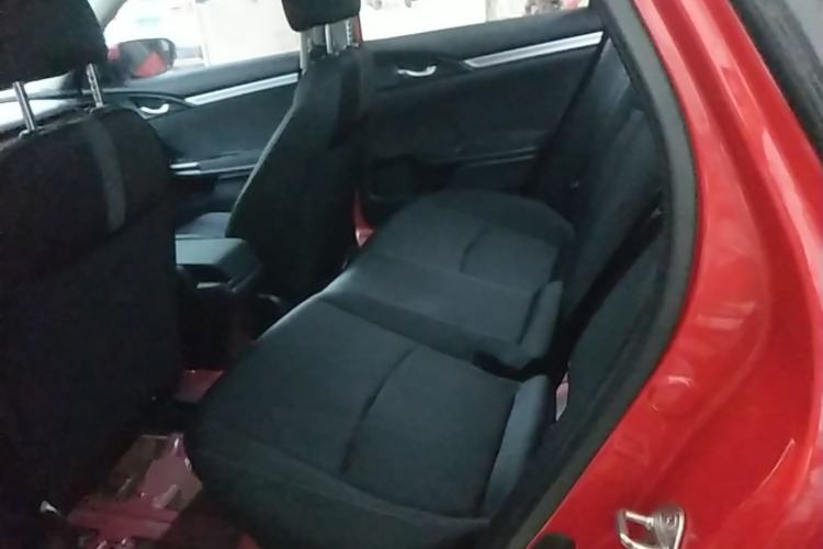 Used Honda Civic 2019 220TURBO CVT Dynamic Edition China VI Left Rear Seat
