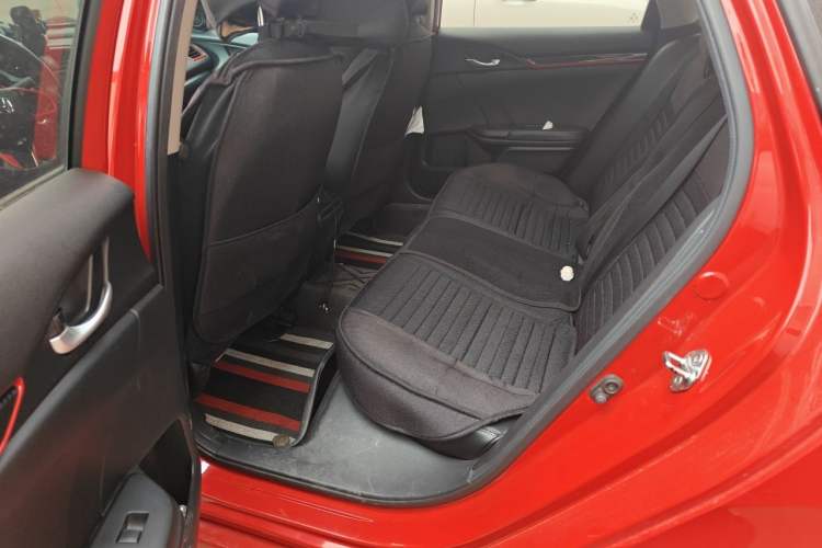 Used Honda Civic 2019 220TURBO CVT Dynamic Edition China VI Left Rear Seat
