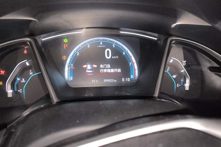 Used Honda Civic 2019 220TURBO CVT Dynamic Edition China V Odometer Close Up