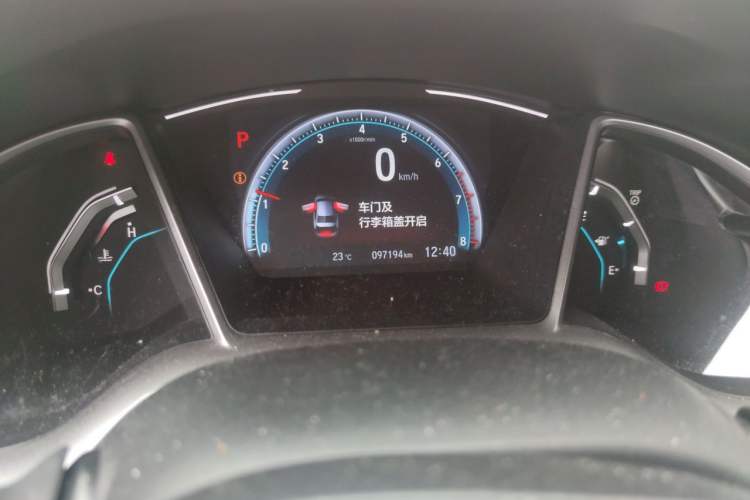 Used Honda Civic 2019 220TURBO CVT Dynamic Edition China VI Odometer Close Up