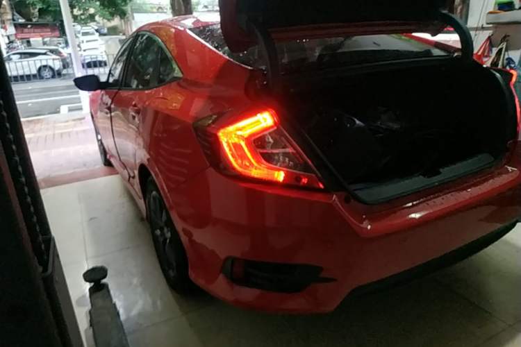 Used Honda Civic 2019 220TURBO CVT Dynamic Edition China VI Rear Left 45 Deg