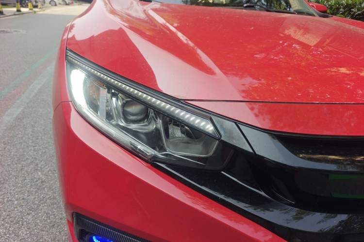 Used Honda Civic 2019 220TURBO CVT Dynamic Edition China VI Emission Standard Right Front Headlight
