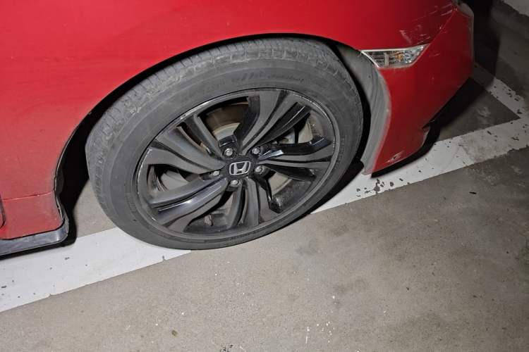 Used Honda Civic 2019 220TURBO CVT Dynamic Edition China VI Emission Standard Right Front Wheel Hub