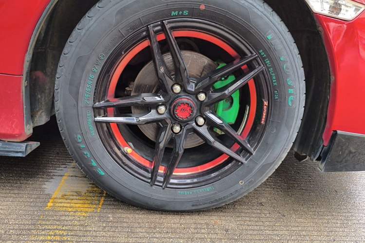 Used Honda Civic 2019 220TURBO CVT Dynamic Edition China VI Right Front Wheel Hub