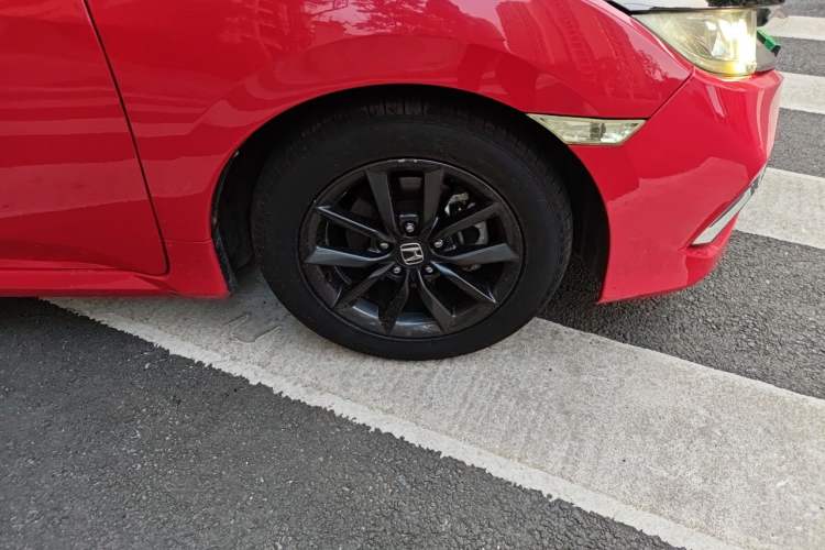 Used Honda Civic 2019 220TURBO CVT Dynamic Edition China VI Right Front Wheel Hub