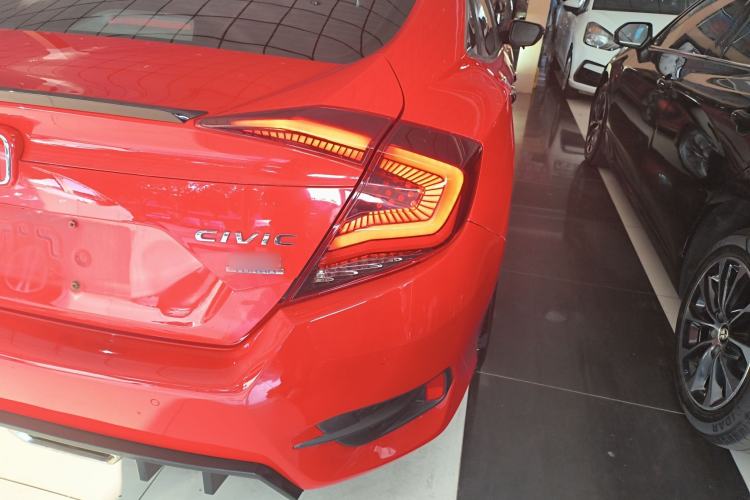 Used Honda Civic 2019 220TURBO CVT Dynamic Edition China VI Emission Standard Right Rear Taillight