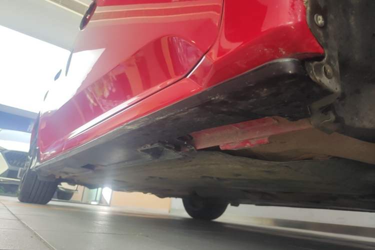 Used Honda Civic 2019 220TURBO CVT Dynamic Edition China VI Emission Standard Right Side Sill