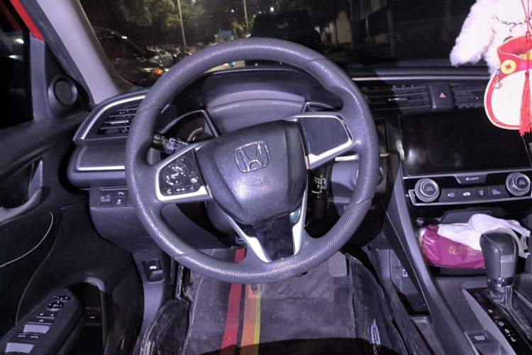 Used Honda Civic 2019 220TURBO CVT Dynamic Edition China V Steering Wheel