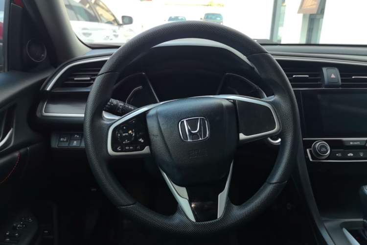Used Honda Civic 2019 220TURBO CVT Dynamic Edition China VI Steering Wheel