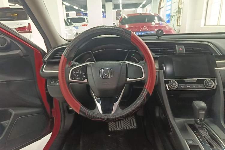 Used Honda Civic 2019 220TURBO CVT Dynamic Edition China VI Steering Wheel