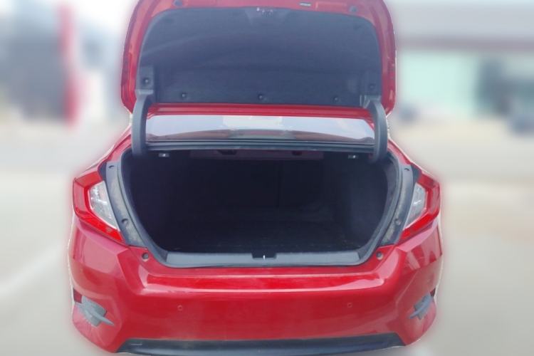 Used Honda Civic 2019 220TURBO CVT Dynamic Edition China VI Trunk