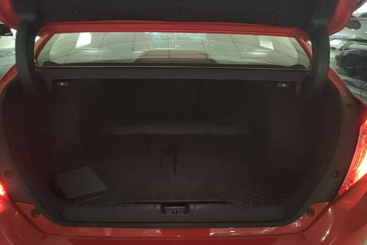 Used Honda Civic 2019 220TURBO CVT Dynamic Edition China VI Trunk