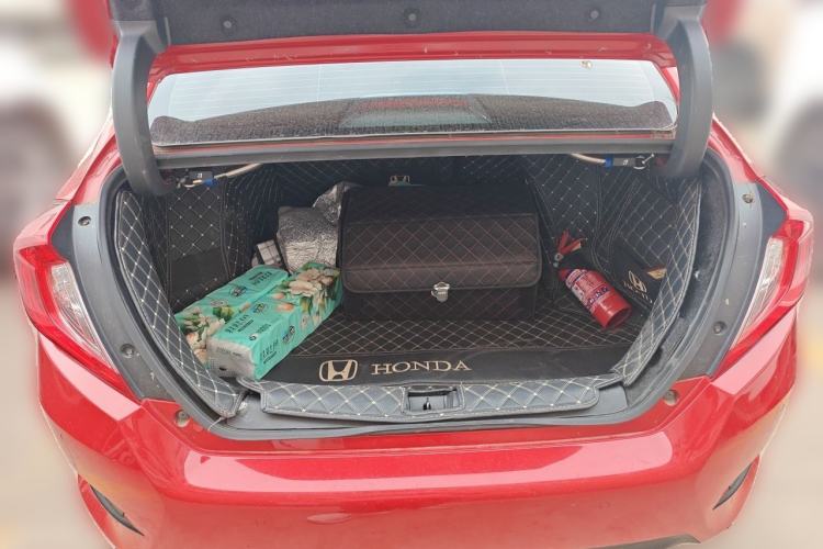 Used Honda Civic 2019 220TURBO CVT Dynamic Edition China VI Trunk