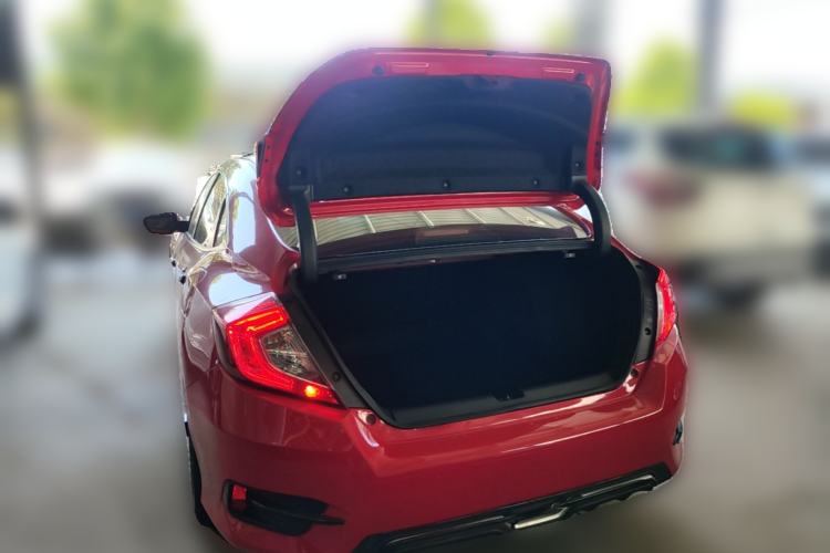Used Honda Civic 2019 220TURBO CVT Dynamic Edition China VI Trunk