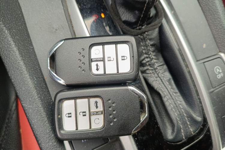 Used Honda Civic 2019 220TURBO CVT Dynamic Edition China VI Emission Standard Vehicle Key